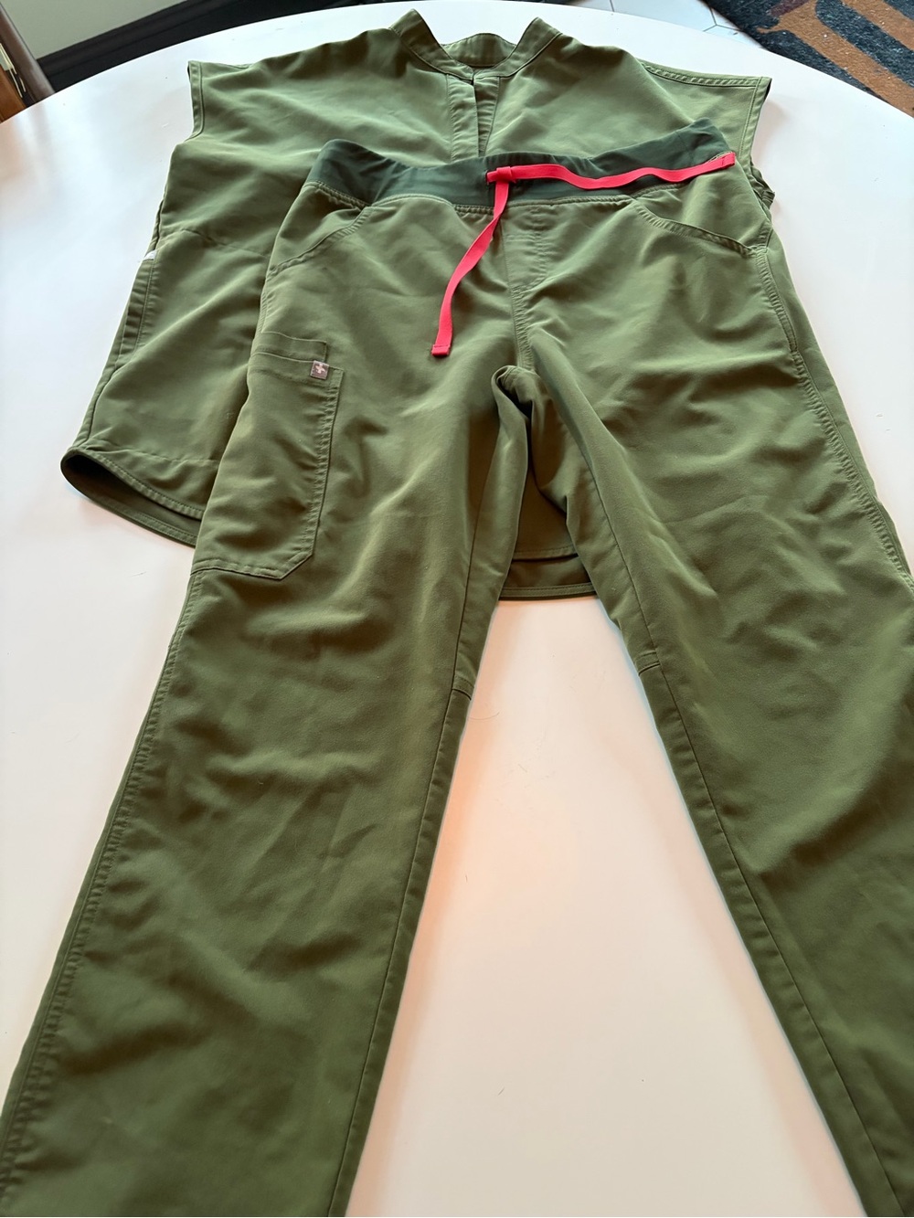 Figs Women's Olive Green Scrub Set with Pink Drawstring
